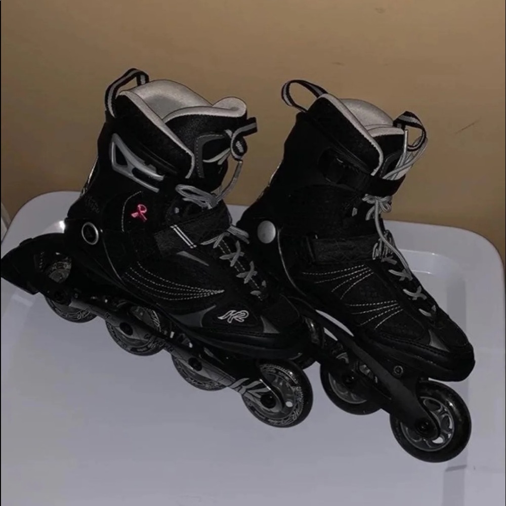 Women’s rollerblades size 8